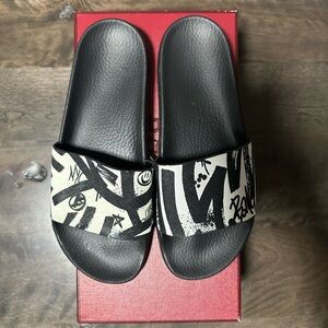 Men’s Bally Graffiti Print Pool Slides - Size 10
